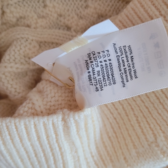 Aritzia Wilfred Devry Chinky Knit Sweater PRICE DROP! - Picture 8 of 12